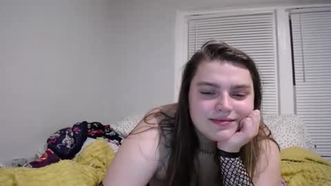 Snapshot of carlyrae420 chatting on 12/20/24, 02:41 Carly Rae online show from 12/20/24, 02:41