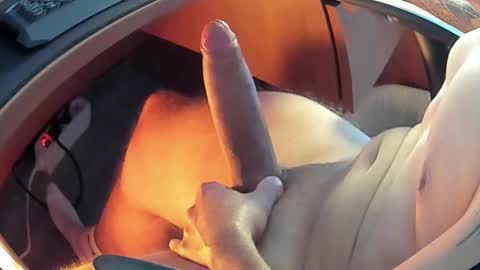 carmelber online show from 02/09/25, 06:43