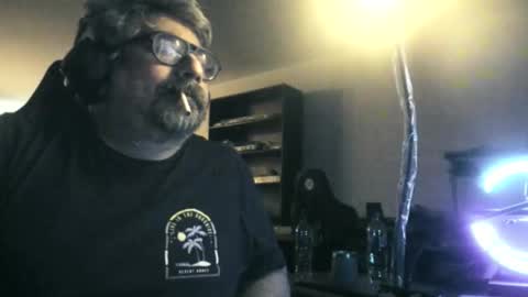 soy Batman online show from 11/24/25, 03:50