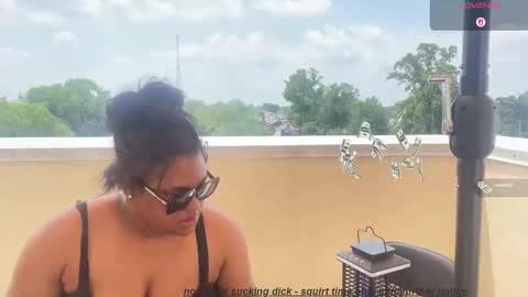 Snapshot of carmencash_ chatting on 06/11/26, 04:05 Carmen Cash online show from 06/11/26, 04:05