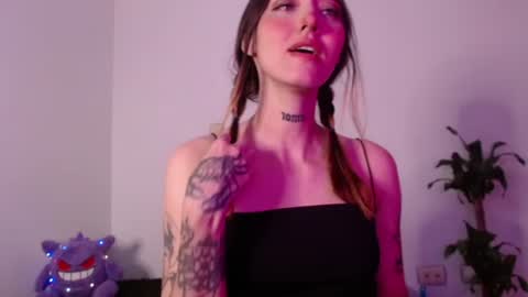 Snapshot of carmennrusso chatting on 11/16/25, 06:57 carmennrusso online show from 11/16/25, 06:57