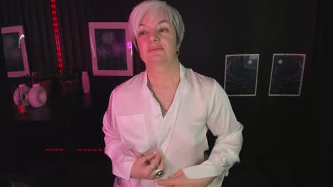 Carmen online show from 01/03/25, 11:44