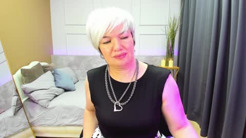 Carmen online show from 01/13/25, 03:01