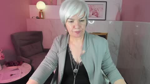 Carmen online show from 01/27/25, 03:04