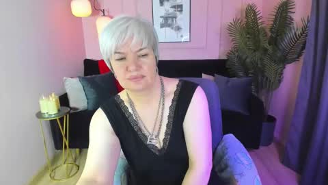 Carmen online show from 02/13/25, 04:00