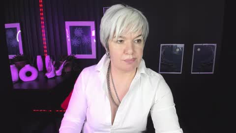 Carmen online show from 02/16/25, 12:19