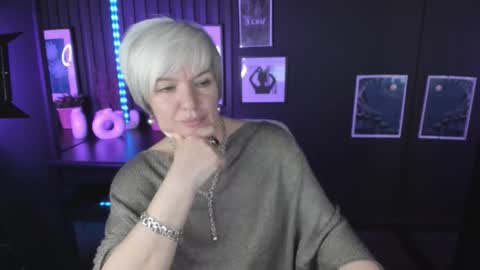 Carmen online show from 10/24/25, 09:11