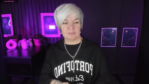 Carmen online show from 11/07/25, 08:31