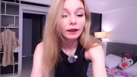 Alice online show from 04/24/26, 05:54