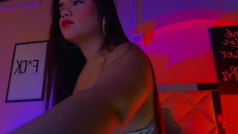 Snapshot of caro_zapata chatting on 02/18/25, 08:49 Carolina online show from 02/18/25, 08:49