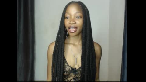 caroline online show from 03/23/26, 04:16