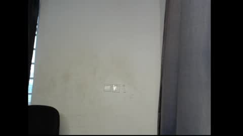 caroline online show from 04/16/26, 11:44