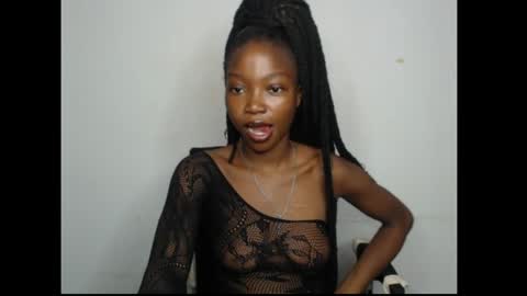 caroline online show from 04/23/26, 11:09