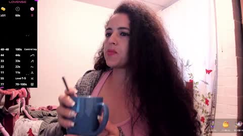 Snapshot of carol_diazz chatting on 01/26/25, 01:04 carol I broadcast from 3-9 pm Chicago USA online show from 01/26/25, 01:04