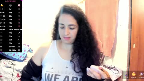 Snapshot of carol_diazz chatting on 01/28/25, 08:58 carol I broadcast from 3-9 pm Chicago USA online show from 01/28/25, 08:58