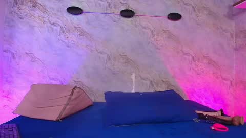 Carol online show from 09/29/25, 07:19