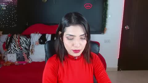 Snapshot of carolaine69_ chatting on 01/03/25, 01:58 Caroline online show from 01/03/25, 01:58