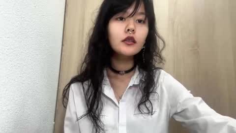 Kim online show from 11/09/25, 01:20