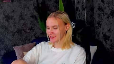 Carol online show from 10/13/25, 07:52