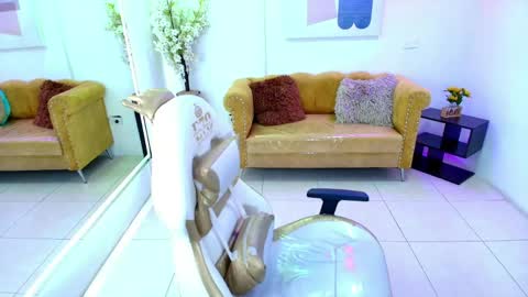 CAROLINA.  online show from 04/18/26, 12:42