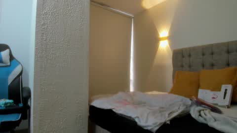 Carolina online show from 10/06/25, 12:24