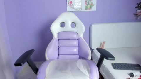 Carolina  online show from 02/21/25, 11:54