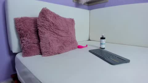 Carolina  online show from 03/12/25, 11:33