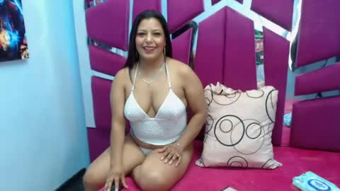 carolina suarez online show from 04/21/26, 01:53