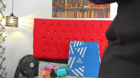 Carolina online show from 11/02/25, 02:19