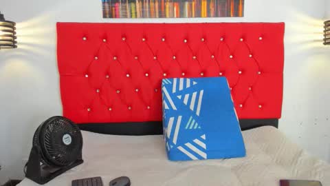 Carolina online show from 12/21/25, 04:36