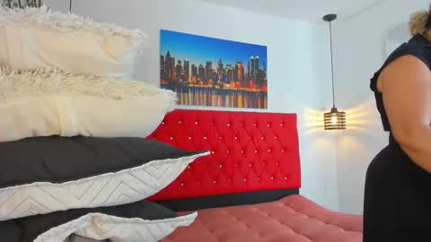 Carolina online show from 03/29/26, 06:08