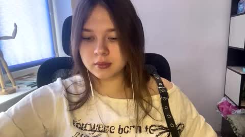 carolindueno online show from 02/28/26, 07:42