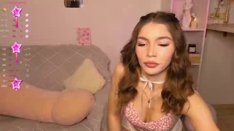 Caroline online show from 12/28/24, 11:09