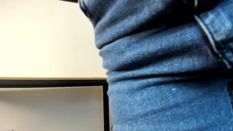  Caroline  online show from 04/13/26, 11:27