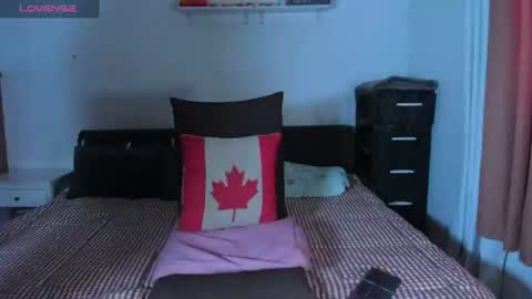 caroline_east online show from 07/08/26, 02:16