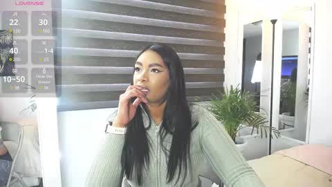 Snapshot of caroline_jackson_ chatting on 03/10/25, 12:59 C A R O L I N E online show from 03/10/25, 12:59