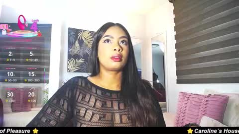 Snapshot of caroline_jackson_ chatting on 11/24/25, 01:00 C A R O L I N E online show from 11/24/25, 01:00