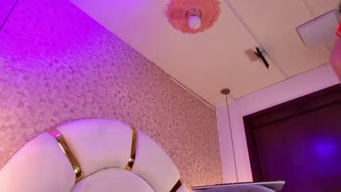 Carolina online show from 04/14/26, 03:01