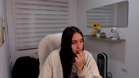 caroline_rodriguez_9 online show from 03/15/26, 02:12