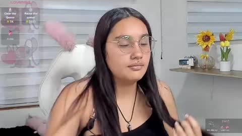 caroline_rodriguez_9 online show from 05/09/26, 07:19