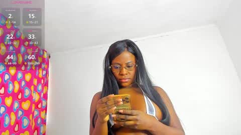 Snapshot of caroline_tovar_ chatting on 01/21/25, 11:46 Caroline Tovar Lovense is active my orgasms in your hands Give me more pleasure and make me cum online show from 01/21/25, 11:46