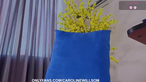 Snapshot of caroline_willsom chatting on 01/18/26, 10:13 Caroline Willsom online show from 01/18/26, 10:13
