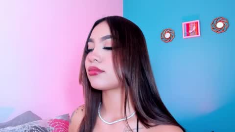 CarolineeGarcia online show from 02/12/25, 04:44