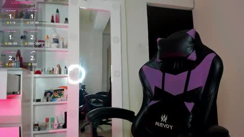 CarolineeGarcia online show from 11/27/25, 01:02