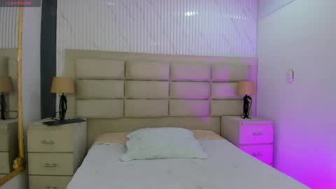 Caroline online show from 04/02/26, 12:36