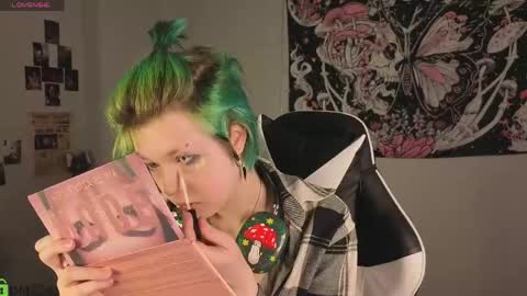 CarolineRichter online show from 04/24/26, 03:31