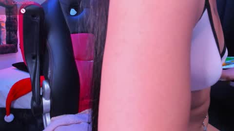 Snapshot of carolinescoth_dl chatting on 12/03/24, 09:12 Caroline Scoth online show from 12/03/24, 09:12