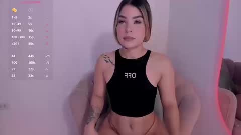 carolinna_ online show from 09/09/25, 12:48