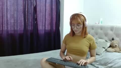 Snapshot of carolinnapinkman chatting on 02/05/26, 08:57 carolinnapinkman online show from 02/05/26, 08:57