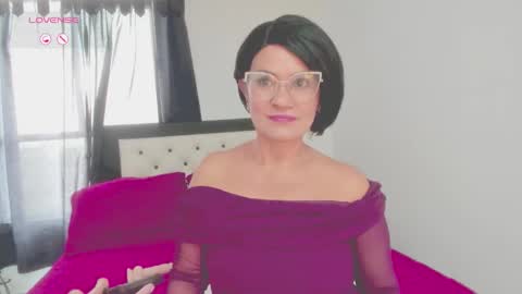 Snapshot of carolinnefiotti chatting on 02/21/26, 04:30 CarolinneFiotti online show from 02/21/26, 04:30